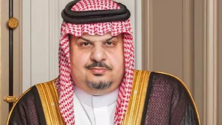 أمير سعودي يحذر من انقسام الخليج ويشدد على أهمية الوحدة الخليجية