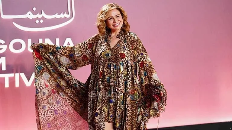 إطلالة إلهام شاهين في رابع أيام مهرجان الجونة السينمائي: التفاصيل والسعر