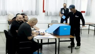 إقبال ملحوظ من العرب على مراكز الاقتراع في الانتخابات الإسرائيلية 4 إقبال ملحوظ من العرب على مراكز الاقتراع في الانتخابات الإسرائيلية