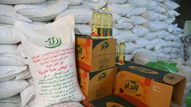 التجارة تسرع توزيع الحصة التموينية لتهدئة الأسواق وتلاحق الممارسات التجارية التي ترفع الأسعار