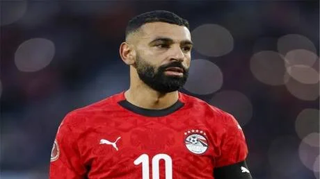 بعد صلاح.. لاعب آخر يغادر منتخب مصر ويحدث ارتباكًا في الحسابات