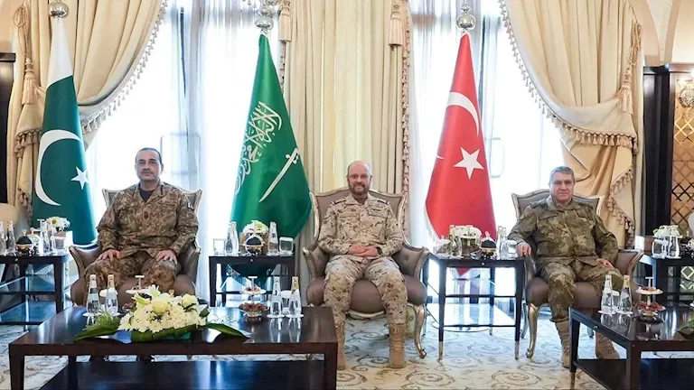 تركيا تعتزم إنشاء قاعدة عسكرية في السعودية ضمن اتفاق مكة 1 تركيا تعتزم إنشاء قاعدة عسكرية في السعودية ضمن اتفاق مكة