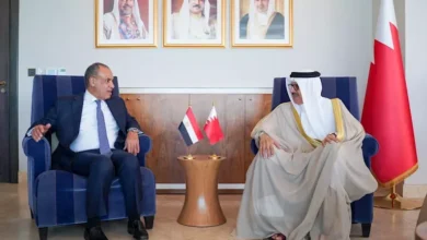 عبد العاطي والزياني يناقشان تطورات الأزمة الإيرانية وتعزيز التعاون المصري البحريني 2 عبد العاطي والزياني يناقشان تطورات الأزمة الإيرانية وتعزيز التعاون المصري البحريني