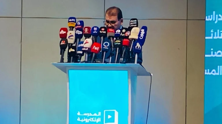 عبطان يشيد بالمدرسة الإلكترونية: وفرت فرصة مرنة لمتابعة الدراسة ودعمت التعليم