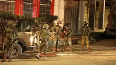 قوات الاحتلال تقتحم بلدات في الضفة الغربية وتسجل 9 حالات اختناق بالخليل