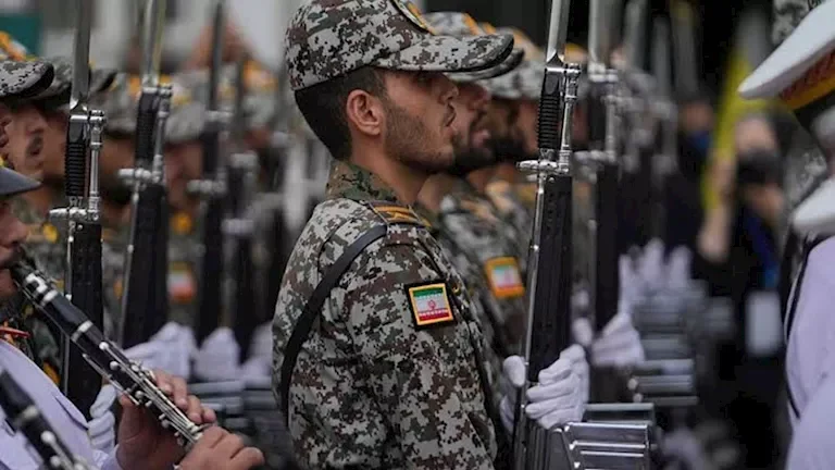 مسؤولون إيرانيون يؤكدون استعدادهم لحرب شاملة على عدة جبهات