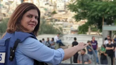 مستوطنون يدمرون نصبا تذكاريا للشهيدة شيرين أبو عاقلة في جنين