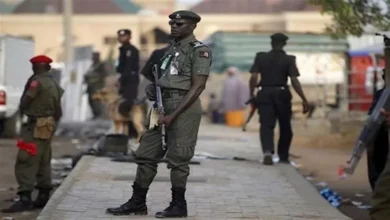 مقتل 20 شخصًا في هجوم مسلح شمال شرقي نيجيريا