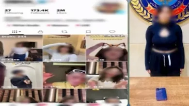 ملكة التيك توك تتعرض للانتقادات بسبب رقصات مثيرة للجدل لتحقيق الأرباح والمشاهدات
