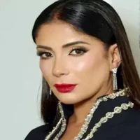 منى زكي: "لا أحب المرأة المنكسرة التي تتظاهر بالغباء"