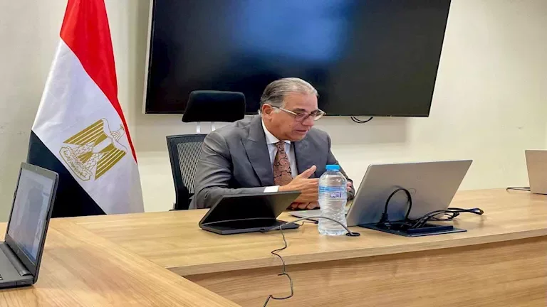 نائب وزير الخارجية يناقش أوضاع الجالية المصرية بالسعودية مع رؤساء البعثات