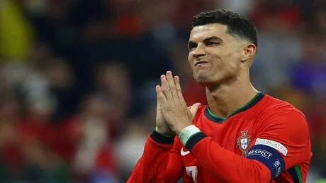 نجم الاتحاد السعودي يساند كريستيانو رونالدو بعد أزمته مع جيسوس (صورة) 1 نجم الاتحاد السعودي يساند كريستيانو رونالدو بعد أزمته مع جيسوس (صورة)
