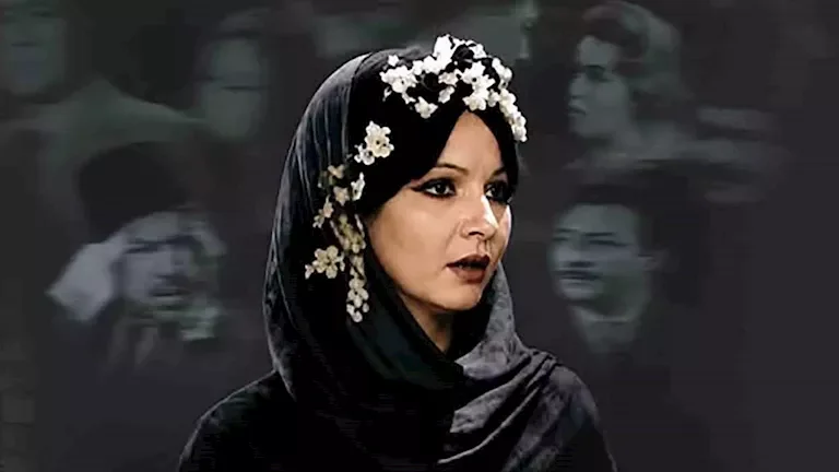 نجوم مهرجان القاهرة السينمائي يتألقون على بوسترات الدورات السابقة